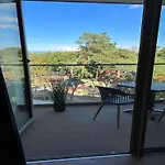 In With & Pools Apartment