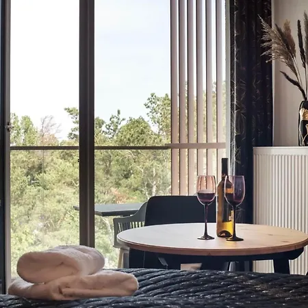 Apartman In With & Pools