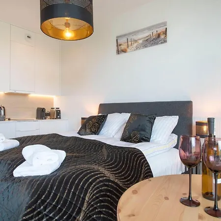 In With & Pools Apartment Pobierowo